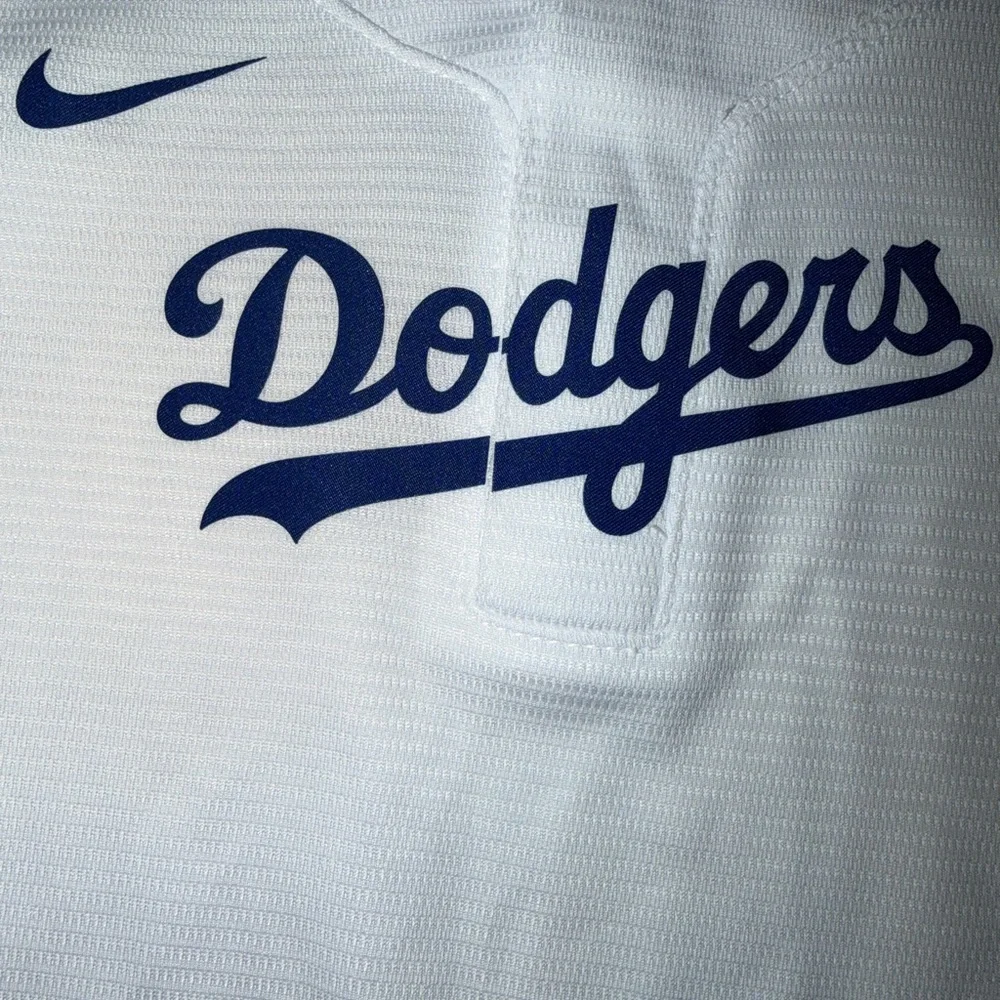 LA Dodgers baby onesie 0-3 months - Picture 11 of 12